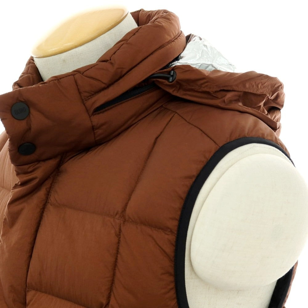 【新品】デュノ DUNO ナイロン スタンドカラー ダウンベスト ブルゾン ブラウン【 44 】【 状態ランクN 】【 メンズ 】