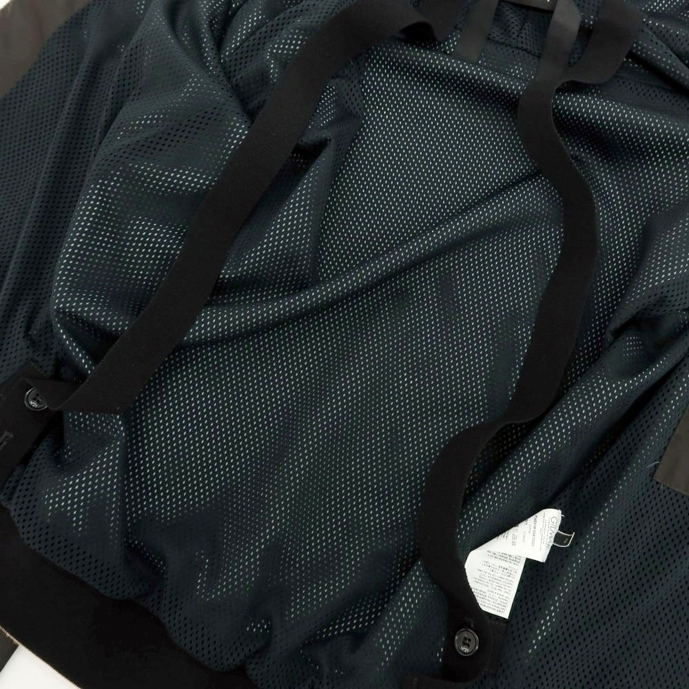 【新品アウトレット】ヌメロ ヴェントゥーノ N°21 ポリエステル 総ロゴ ジップアップフーデッドブルゾン ブラック【 サイズS 】【 状態ランクN- 】【 メンズ 】 [BPD]