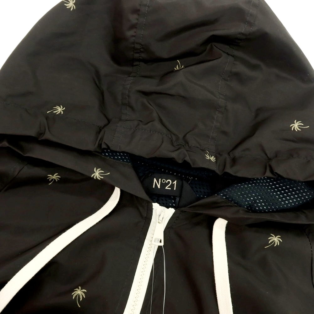 【新品アウトレット】ヌメロ ヴェントゥーノ N°21 ポリエステル 総ロゴ ジップアップフーデッドブルゾン ブラック【 S 】【 状態ランクN- 】【 メンズ 】