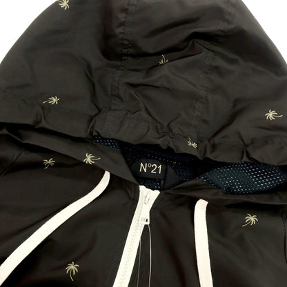 【新品アウトレット】ヌメロ ヴェントゥーノ N°21 ポリエステル 総ロゴ ジップアップフーデッドブルゾン ブラック【 S 】【 状態ランクN- 】【 メンズ 】