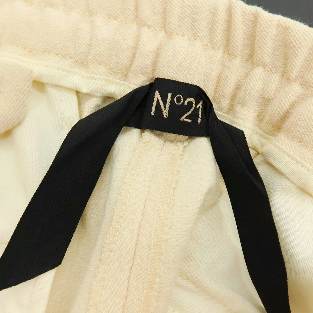 【新品】ヌメロ ヴェントゥーノ N°21 ストレッチ コットンウールポリエステル フレア イージースラックスパンツ ライトベージュ【サイズ48】【 状態ランクN 】【 メンズ 】[DPD]