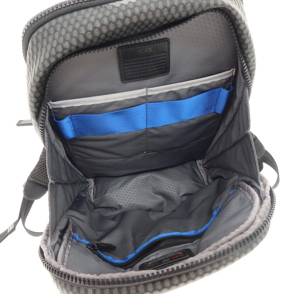 【中古】トゥミ TUMI Tahoe ノタウェイ 798676DM ポリエステル系 バックパック・リュック ブラックxグレー【 状態ランクB 】【 ユニセックス 】