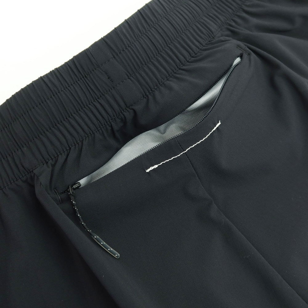 【新品】エムエムシックス MM6 × SALOMON ストレッチ ナイロン ショートパンツ ブラック【サイズS】【 状態ランクN 】【 ユニセックス 】