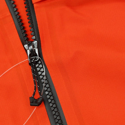 【中古】ザノースフェイス THE NORTH FACE SUMMIT SERIES FUTURELIGHT ポリエステル シェルジャケット レッドオレンジ【サイズM】【 状態ランクB 】【 メンズ 】