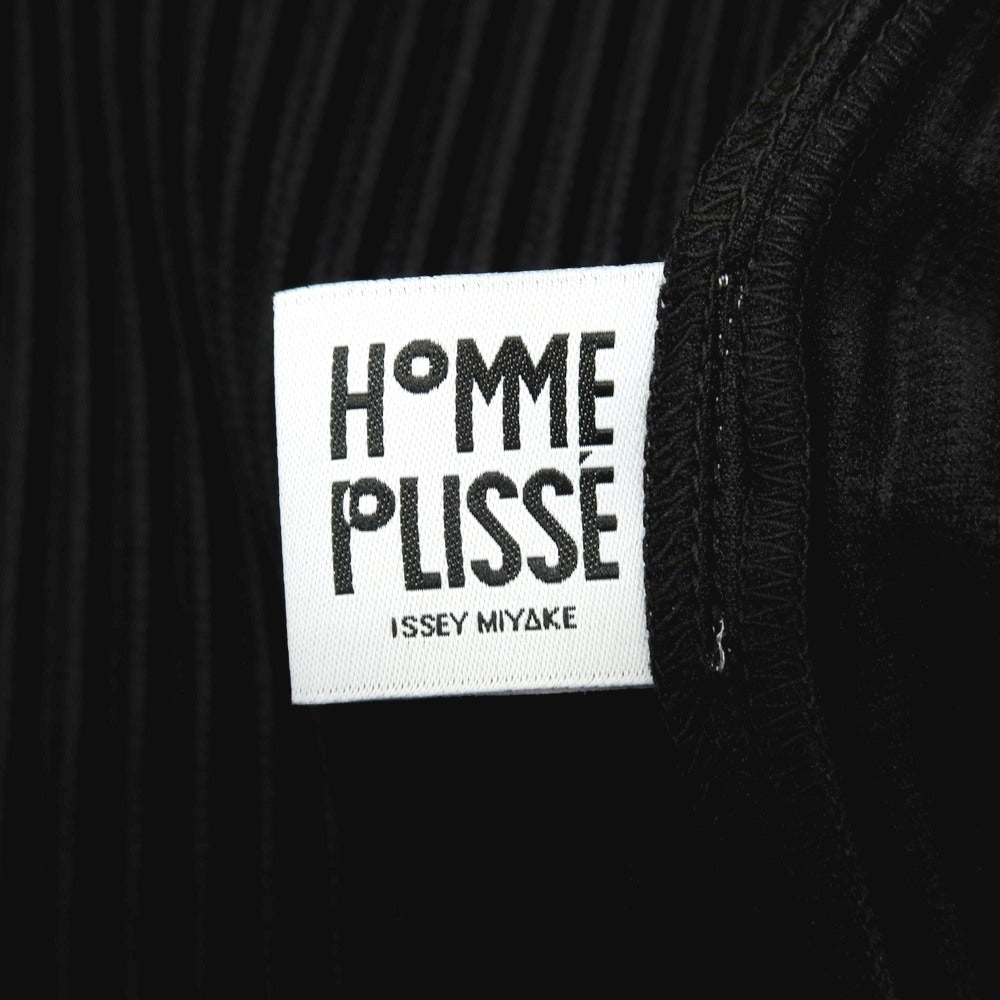 【中古】オム プリッセ イッセイミヤケ HOMME PLISSE ISSEY MIYAKE 2026年春夏 プリーツコート ブラック【サイズ表記なし（L位）】【 状態ランクA 】【 メンズ 】