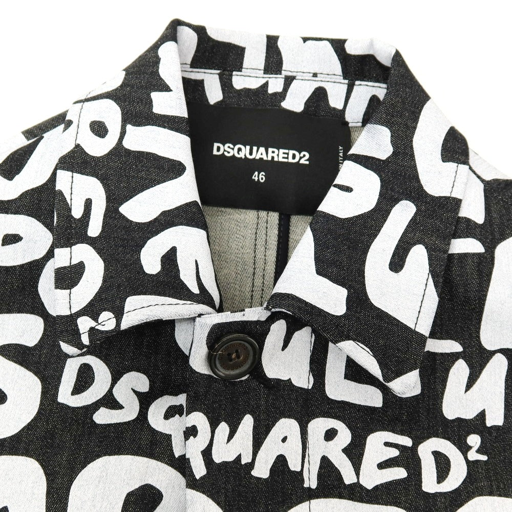 【SALE50%OFF/返品不可】【新品アウトレット】ディースクエアード DSQUARED2 ストレッチ デニム D2 Pop 80’ ロゴプリント ステンカラーコート ブラックxホワイト【 サイズ46 】【 状態ランクN- 】【 メンズ 】