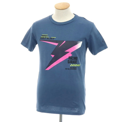 【新品アウトレット】リプレイ REPLAY コットン RACING GARAGE プリント クルーネック 半袖Ｔシャツ ダルブルー【サイズS】【 状態ランクN- 】【 メンズ 】