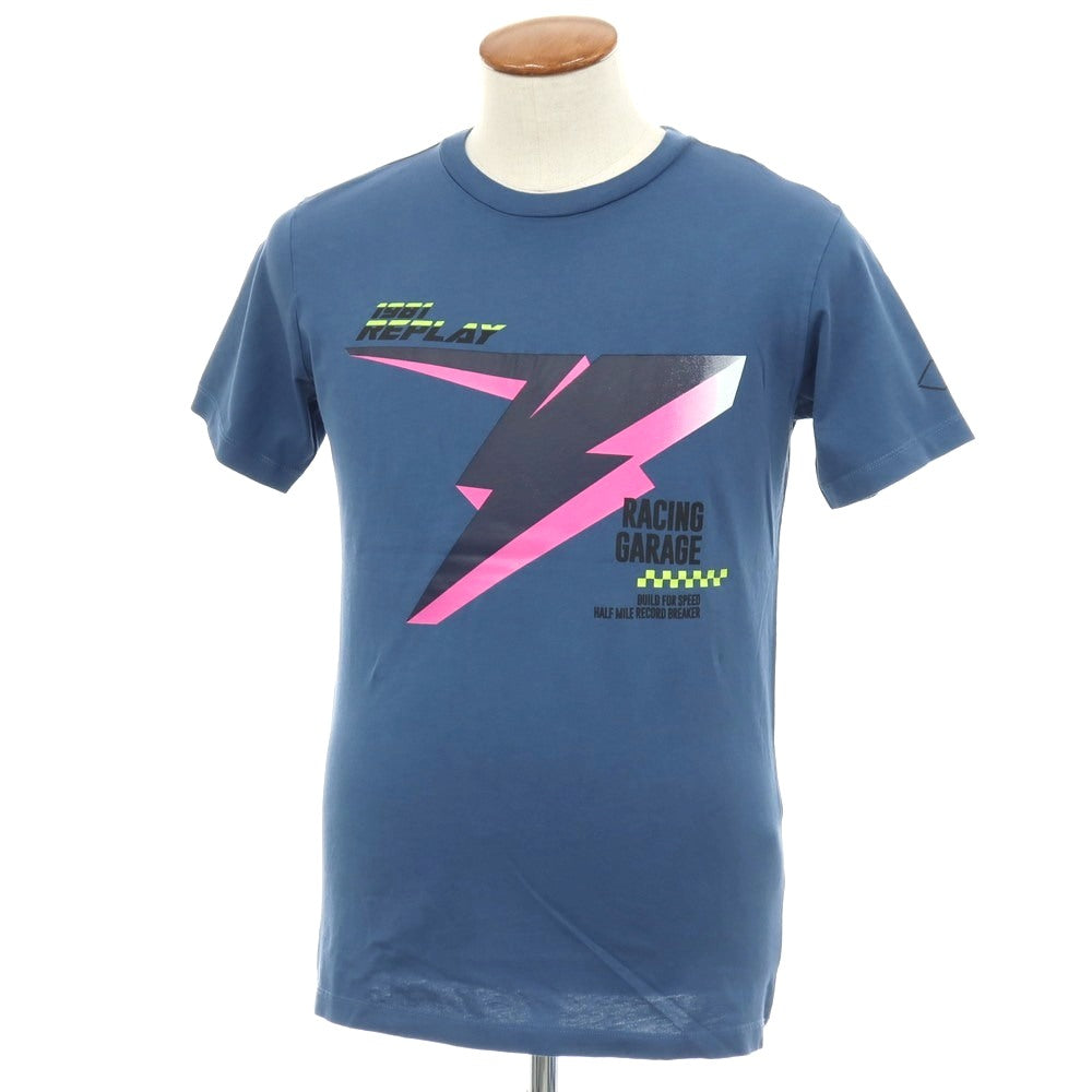 【新品アウトレット】リプレイ REPLAY コットン RACING GARAGE プリント クルーネック 半袖Ｔシャツ ダルブルー【サイズM】【 状態ランクN- 】【 メンズ 】