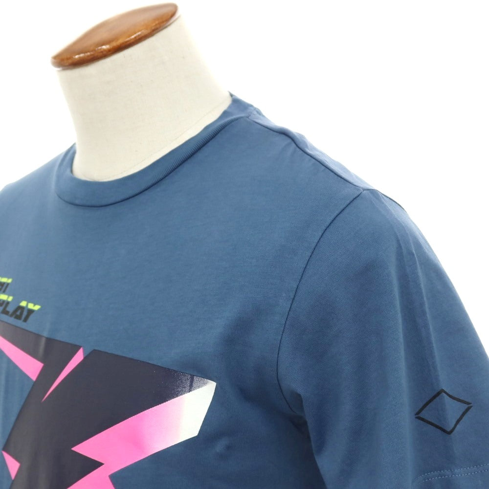 【新品アウトレット】リプレイ REPLAY コットン RACING GARAGE プリント クルーネック 半袖Ｔシャツ ダルブルー【サイズM】【 状態ランクN- 】【 メンズ 】