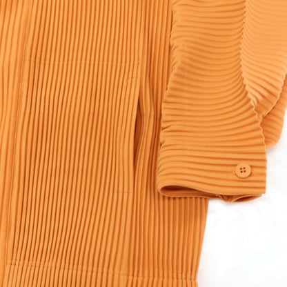 【中古】オム プリッセ イッセイミヤケ HOMME PLISSE ISSEY MIYAKE 2026年春夏 プリーツ フーデッドブルゾン ライトオレンジ【サイズ表記なし（L位）】【 状態ランクA 】【 メンズ 】