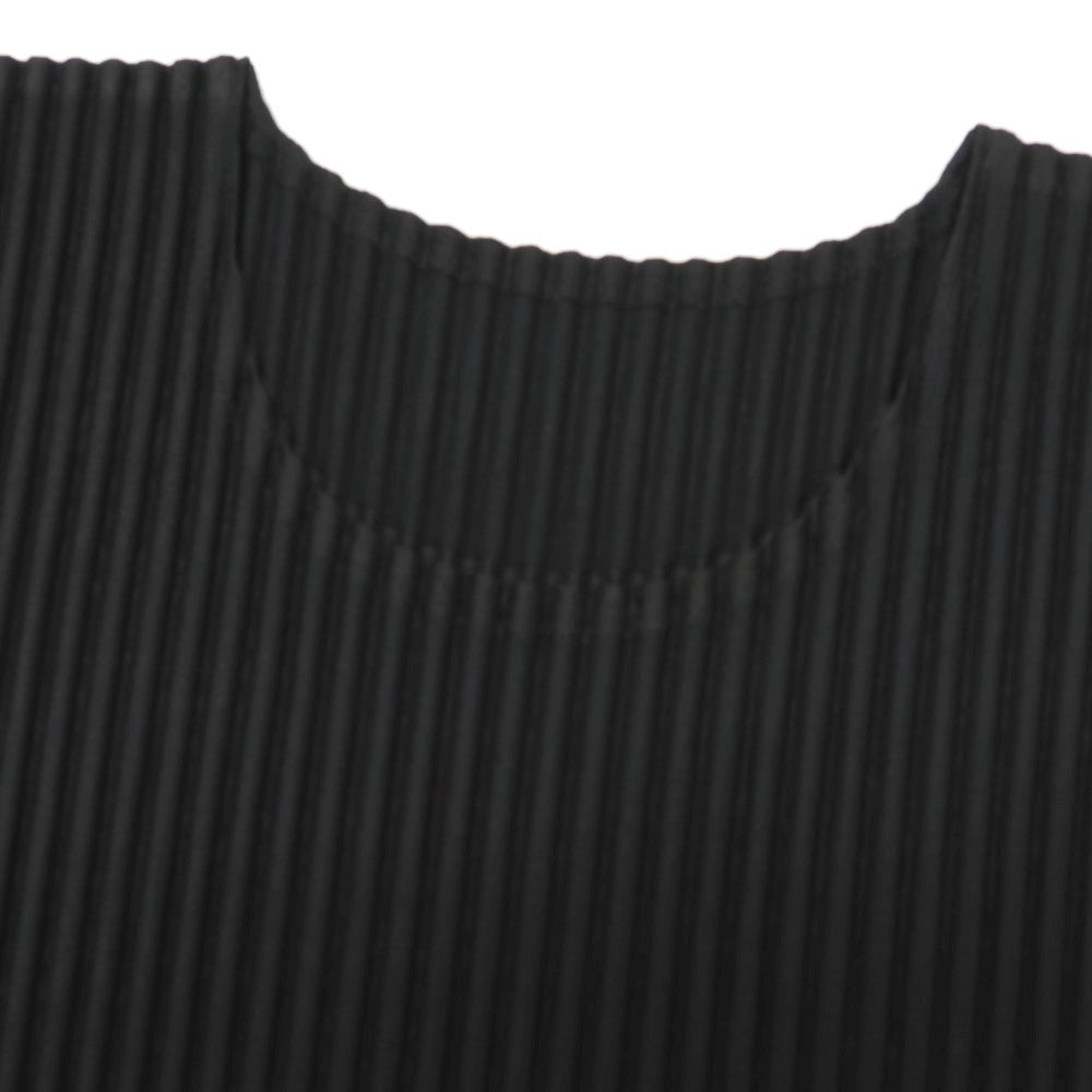 【中古】オム プリッセ イッセイミヤケ HOMME PLISSE ISSEY MIYAKE 2026年春夏 プリーツ クルーネック 半袖カットソー ブラック【サイズ表記なし（L位）】【 状態ランクA 】【 メンズ 】
