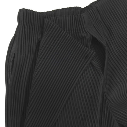 【中古】オム プリッセ イッセイミヤケ HOMME PLISSE ISSEY MIYAKE 2026年春夏 プリーツ加工 イージーパンツ ブラック【サイズ表記なし（L位）】【 状態ランクA 】【 メンズ 】