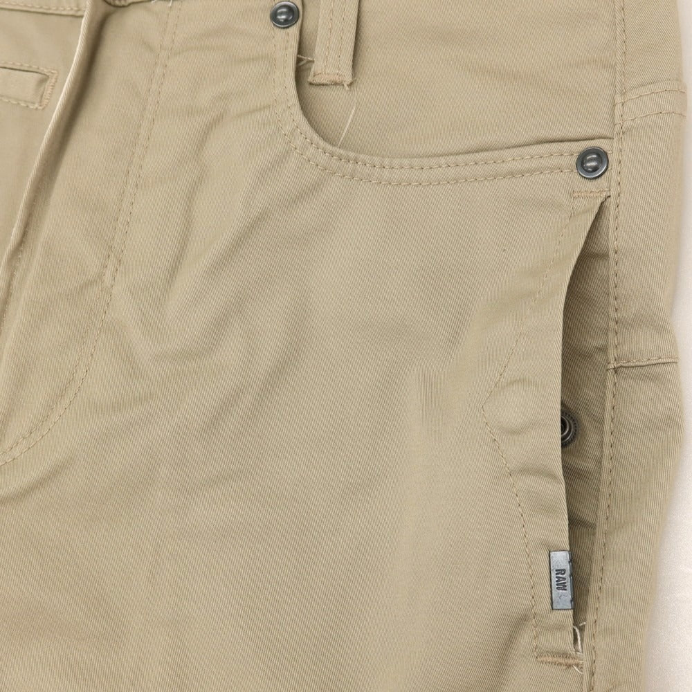 【新品】ジースターロウ G-STAR RAW D-STAQ 3D STRAIGHT TAPERED ストレッチ コットン 5ポケットパンツ ベージュ【サイズ26/32】【 状態ランクN 】【 メンズ 】
