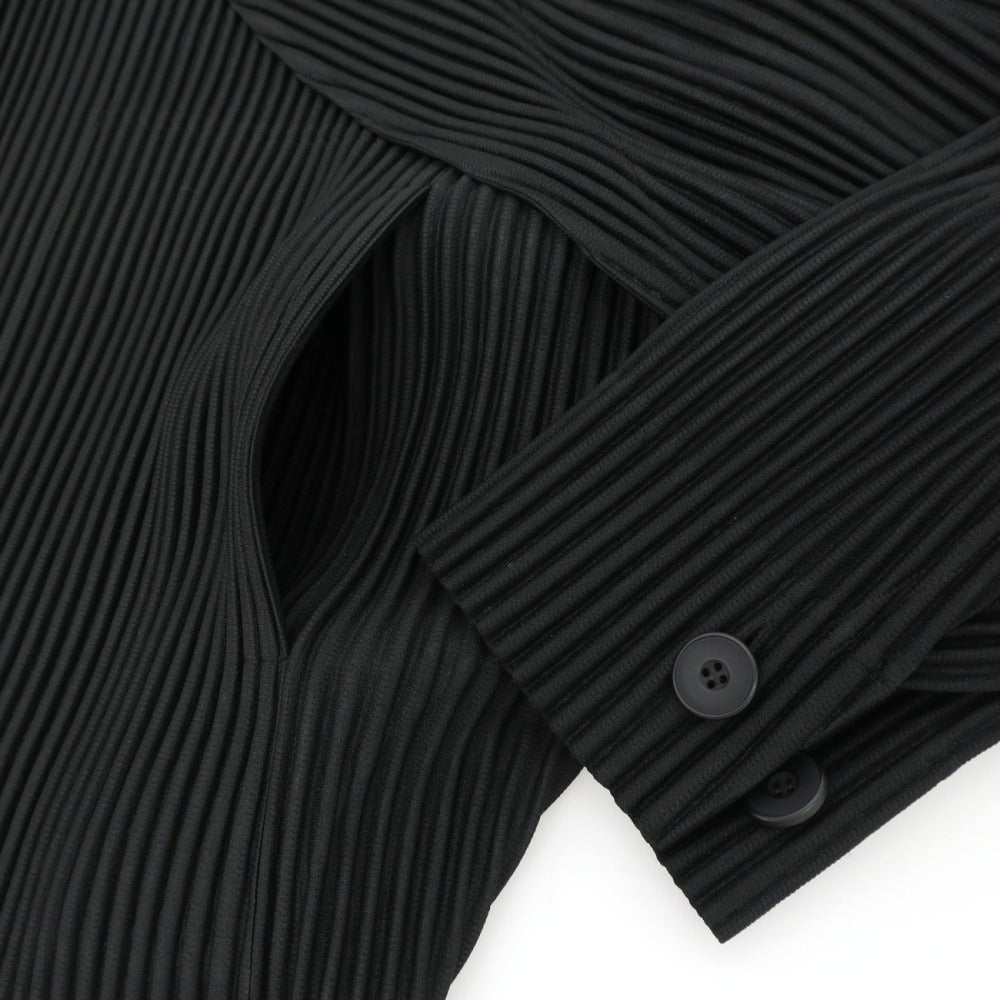 【中古】オム プリッセ イッセイミヤケ HOMME PLISSE ISSEY MIYAKE 2026年春夏 プリーツ ブルゾン ブラック【サイズ表記なし（L位）】【 状態ランクA 】【 メンズ 】