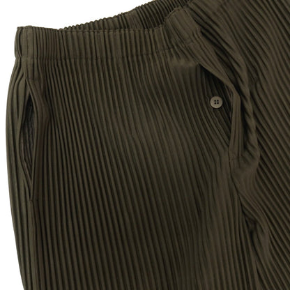 【中古】オム プリッセ イッセイミヤケ HOMME PLISSE ISSEY MIYAKE 2026年秋冬 プリーツ イージーパンツ ダークオリーブ【サイズ表記なし（L位）】【 状態ランクA 】【 メンズ 】