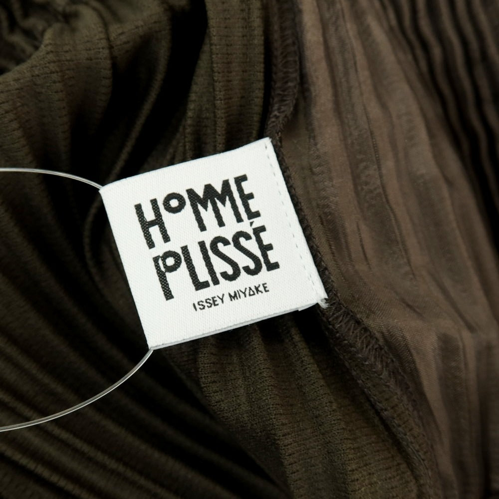 【中古】オム プリッセ イッセイミヤケ HOMME PLISSE ISSEY MIYAKE 2026年秋冬 プリーツ イージーパンツ ダークオリーブ【サイズ表記なし（L位）】【 状態ランクA 】【 メンズ 】