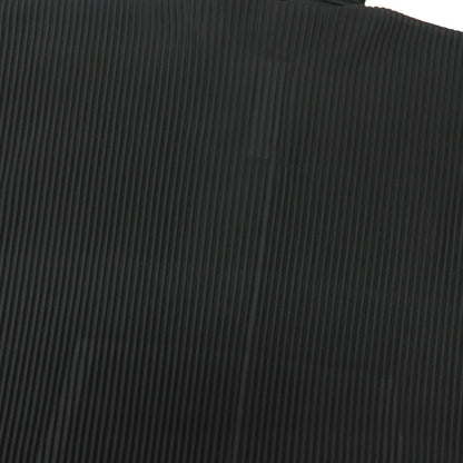 【中古】オム プリッセ イッセイミヤケ HOMME PLISSE ISSEY MIYAKE 2026年春夏 プリーツ 半袖 プルオーバー パーカー ブラック【サイズ表記なし（L位）】【 状態ランクA 】【 メンズ 】
