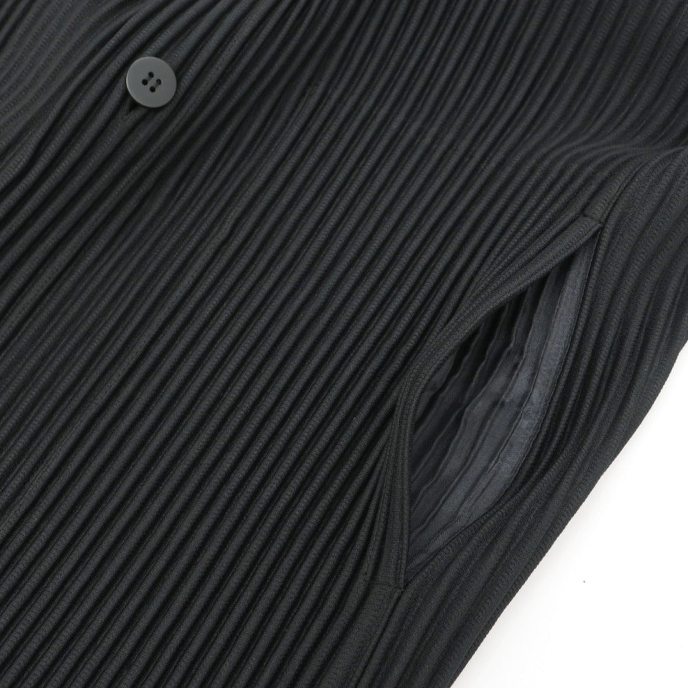 【中古】オム プリッセ イッセイミヤケ HOMME PLISSE ISSEY MIYAKE 2026年春夏 プリーツ フード付きベスト ブラック【サイズ表記なし（L位）】【 状態ランクA 】【 メンズ 】