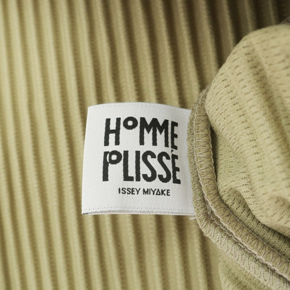 【中古】オム プリッセ イッセイミヤケ HOMME PLISSE ISSEY MIYAKE 2026年春夏 プリーツ ブルゾン ライトオリーブ系【サイズ表記なし（L位）】【 状態ランクA 】【 メンズ 】