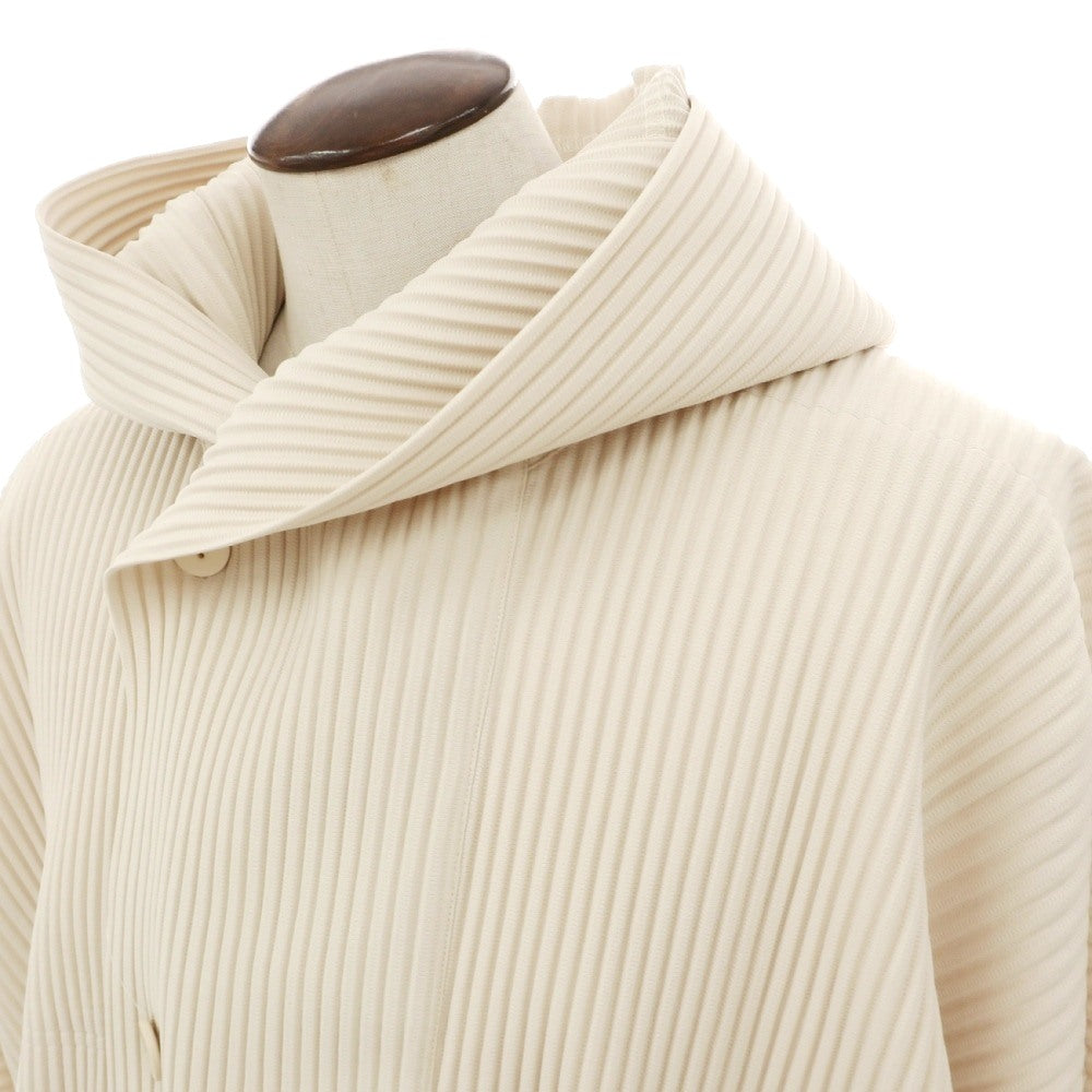 【中古】オム プリッセ イッセイミヤケ HOMME PLISSE ISSEY MIYAKE 2026年春夏 プリーツ フーデッドブルゾン ライトベージュ【サイズ表記なし（L位）】【 状態ランクB 】【 メンズ 】