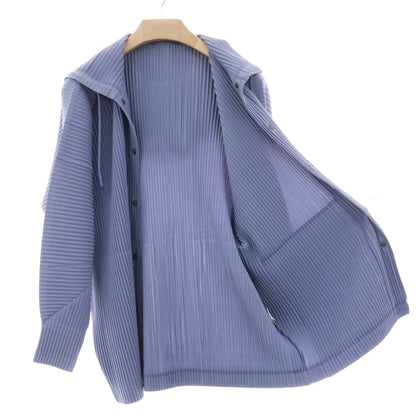 【中古】オム プリッセ イッセイミヤケ HOMME PLISSE ISSEY MIYAKE 2026年春夏 プリーツ フーデッドブルゾン スマルトブルー【サイズ表記なし（L位）】【 状態ランクB 】【 メンズ 】