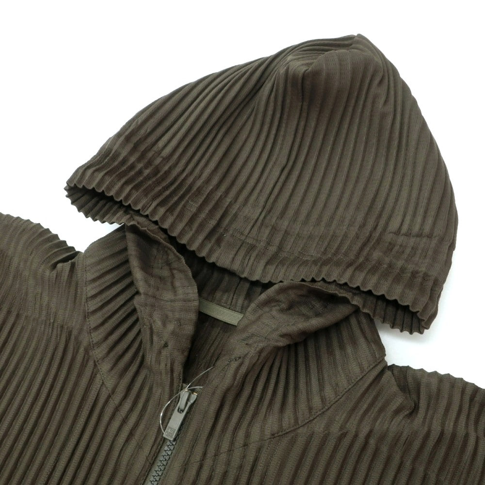 【中古】オム プリッセ イッセイミヤケ HOMME PLISSE ISSEY MIYAKE 2026年秋冬 プリーツ ダブルジップ パーカー グレイッシュオリーブ【サイズ表記なし（L位）】【 状態ランクA 】【 メンズ 】