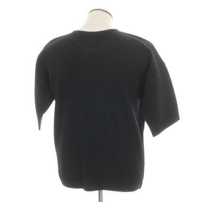 【中古】オム プリッセ イッセイミヤケ HOMME PLISSE ISSEY MIYAKE 2026年秋冬 プリーツ Ｖネック 半袖カットソー ブラック【サイズ表記なし（L位）】【 状態ランクA 】【 メンズ 】