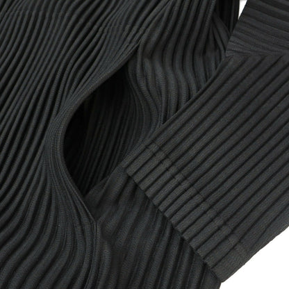 【中古】オム プリッセ イッセイミヤケ HOMME PLISSE ISSEY MIYAKE 2026年秋冬 プリーツ ダブルジップ パーカー ブラック【サイズ表記なし（L位）】【 状態ランクA 】【 メンズ 】