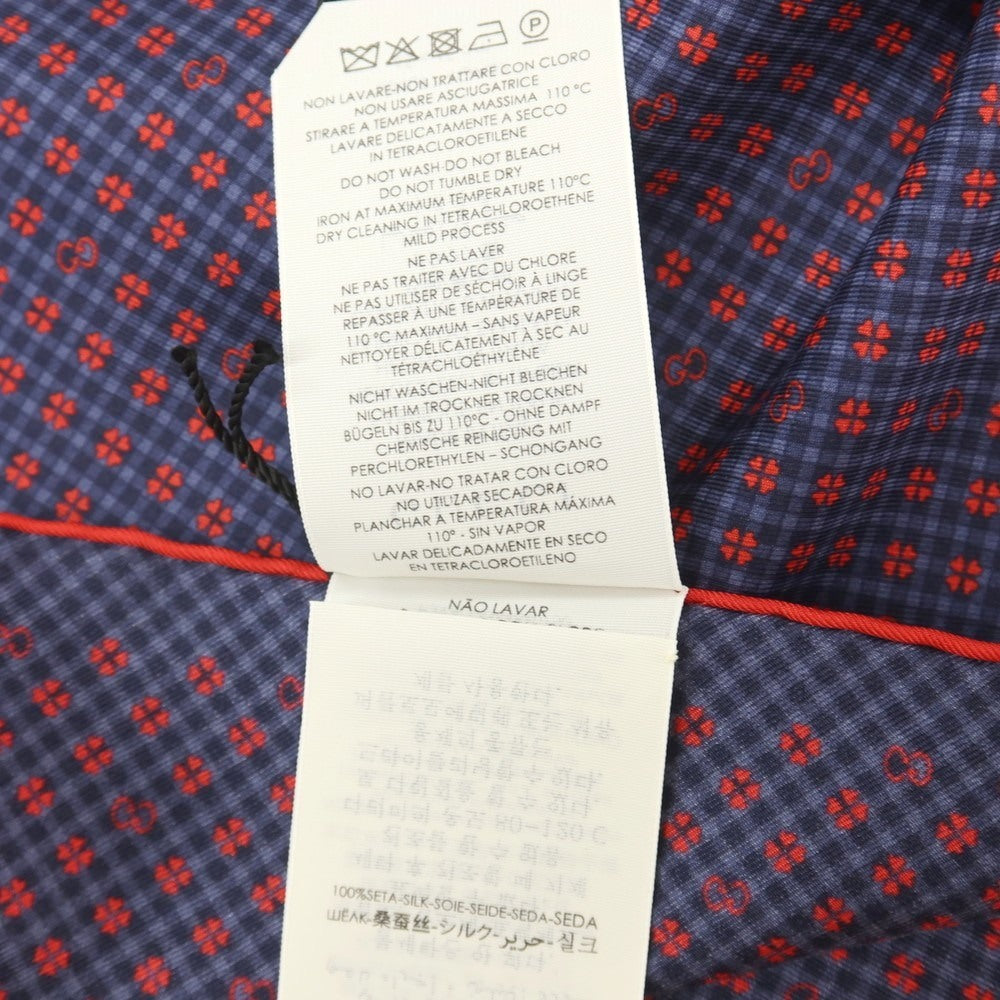 【中古】グッチ GUCCI シルク GGロゴ×クローバー×チェック プリント ポケットチーフ ネイビーxレッド【 状態ランクA 】【 メンズ 】