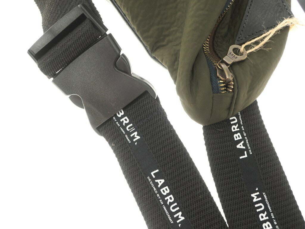 [New] LABRUM LONDON shoulder bag
 Olive x Navy [W36.5xH18.5xD11] [GRN] [S/S/A/W] [Condition Rank N] [Men&