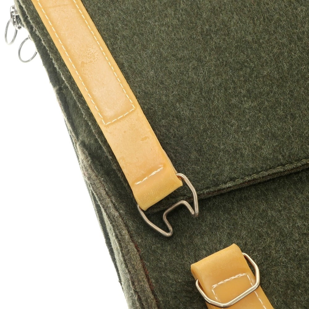 [Used] ABICI Felt Wool Briefcase Green [W44xH32.5xD4.5] [GRN] [S/S/A/W] [Condition Rank C] [Men&