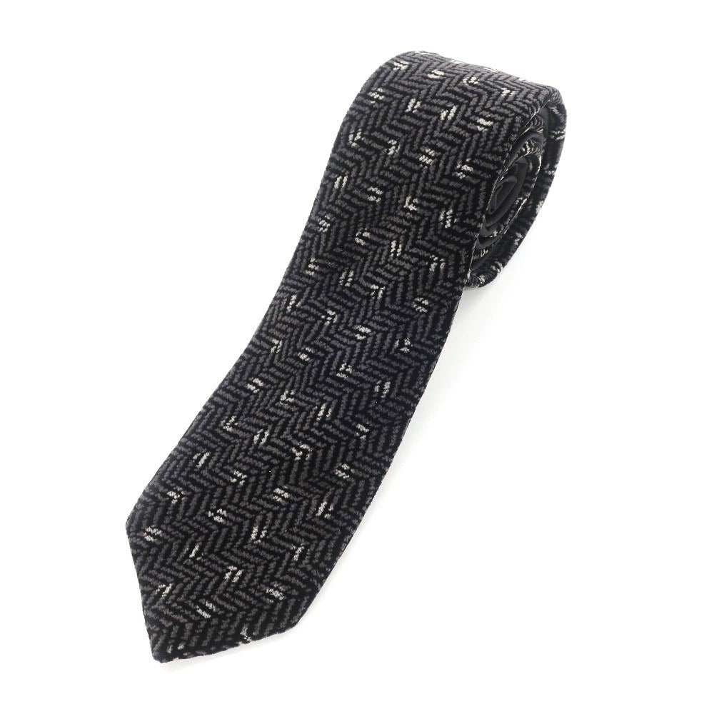 【中古】ジョルジオアルマーニ GIORGIO ARMANI ストライプ柄ネクタイ
 ブラックxグレー【サイズ-】【BLK】【A/W】【状態ランクB】【メンズ】
【778977】 BPD