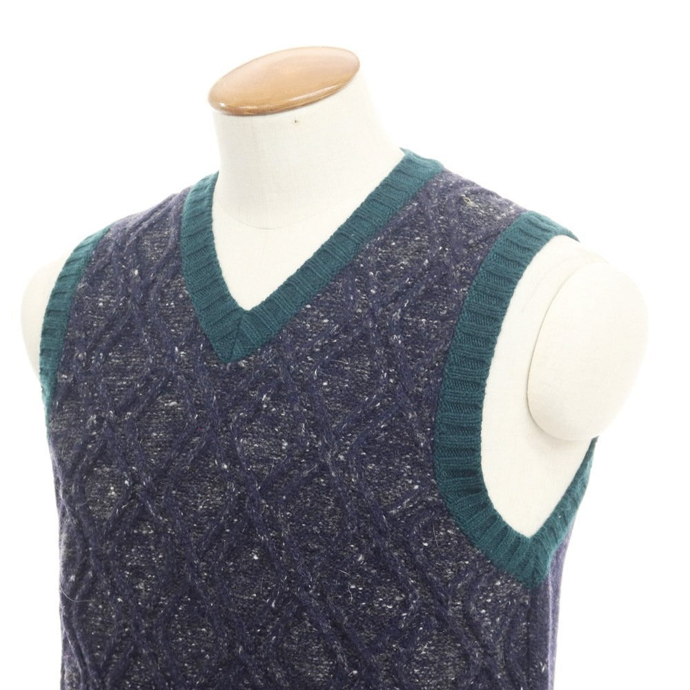 【新品】スカリオーネ SCAGLIONE ニットベスト
 ネイビーxグリーン【サイズM】【NVY】【A/W】【状態ランクN】【メンズ】
【769873】 APD