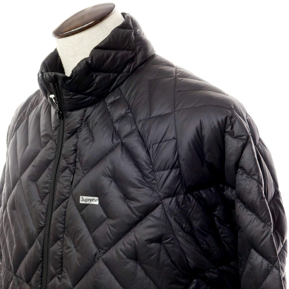 【中古】シュプリーム Supreme 2022年春夏 Spellout Quilted Lightweight Down Jacket ダウンジャケット
 ブラック【サイズL】【BLK】【A/W】【状態ランクD】【メンズ】
【769398】 APD