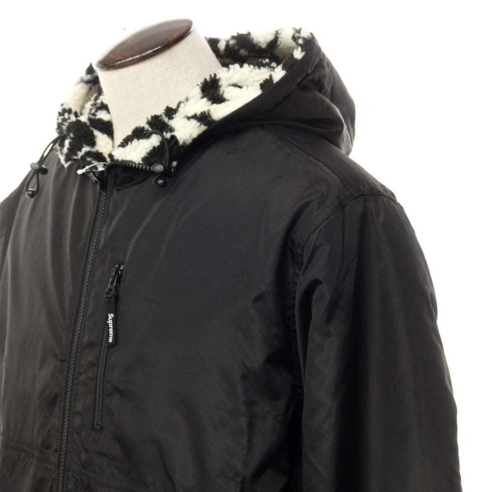 【中古】シュプリーム Supreme 2021年秋冬 Celtic Knot Reversible WINDSTOPPER Fleece Hooded Jacket フポリエステル フリース リバーシブル ジャケット ブルゾン ホワイトxブラック【サイズXL】【WHT】【A/W】【状態ランクB】【メンズ】【768894】