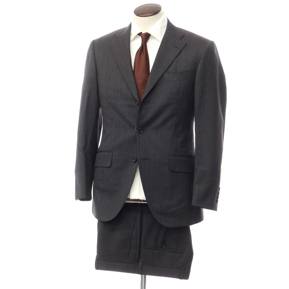 【中古】アザブテーラー azabu tailor ヘリンボーン織ウール 3つボタンスーツ ダークグレー【サイズ50/88】【GRY】【A/W】【状態ランクB】【メンズ】【768870】
[DPD]