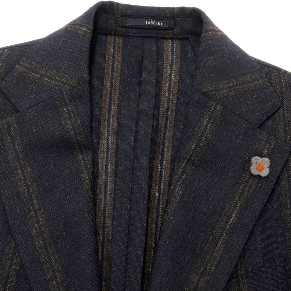 ラルディーニ　ジャケット　新品未使用袖脇から約42cm