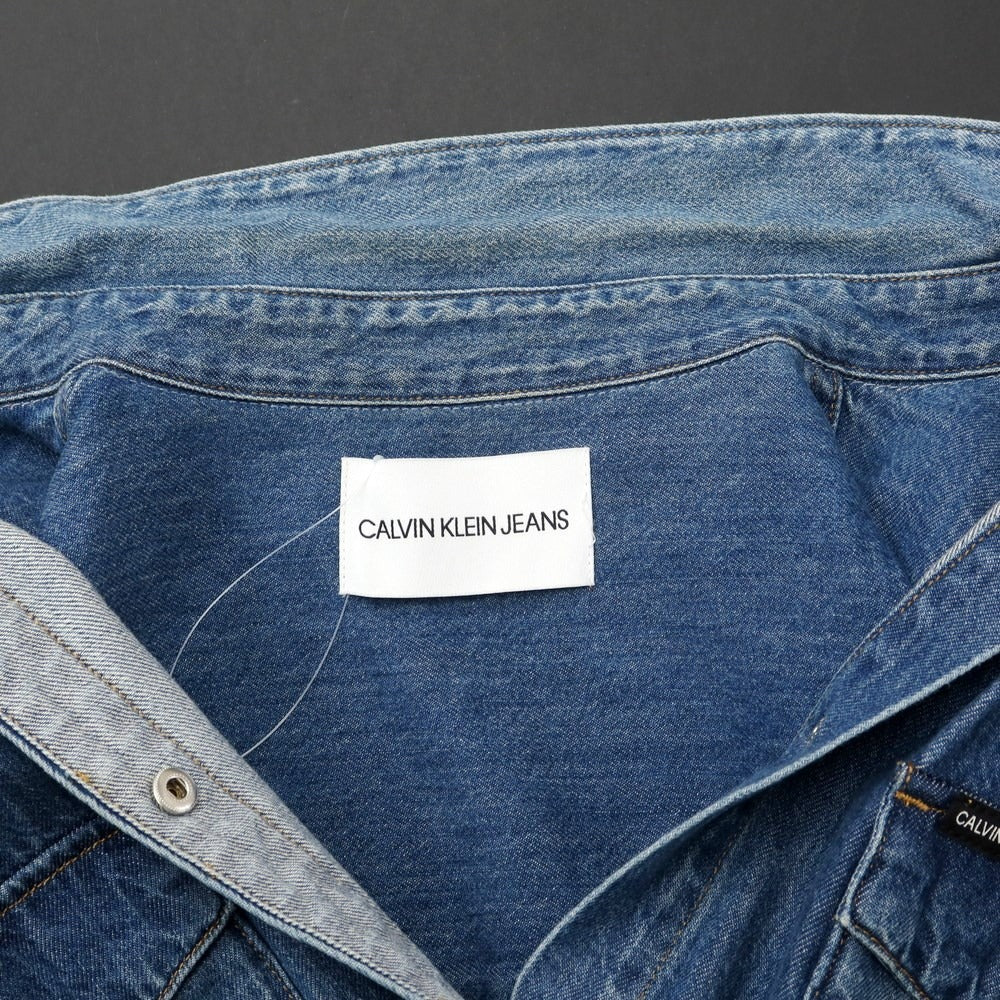 【中古】カルバンクラインジーンズ Calvin klein Jeans オーバーサイズ デニムウエスタンシャツ ブルーxレッド【 L 】【 状態ランクC 】【 メンズ 】
[DPD]