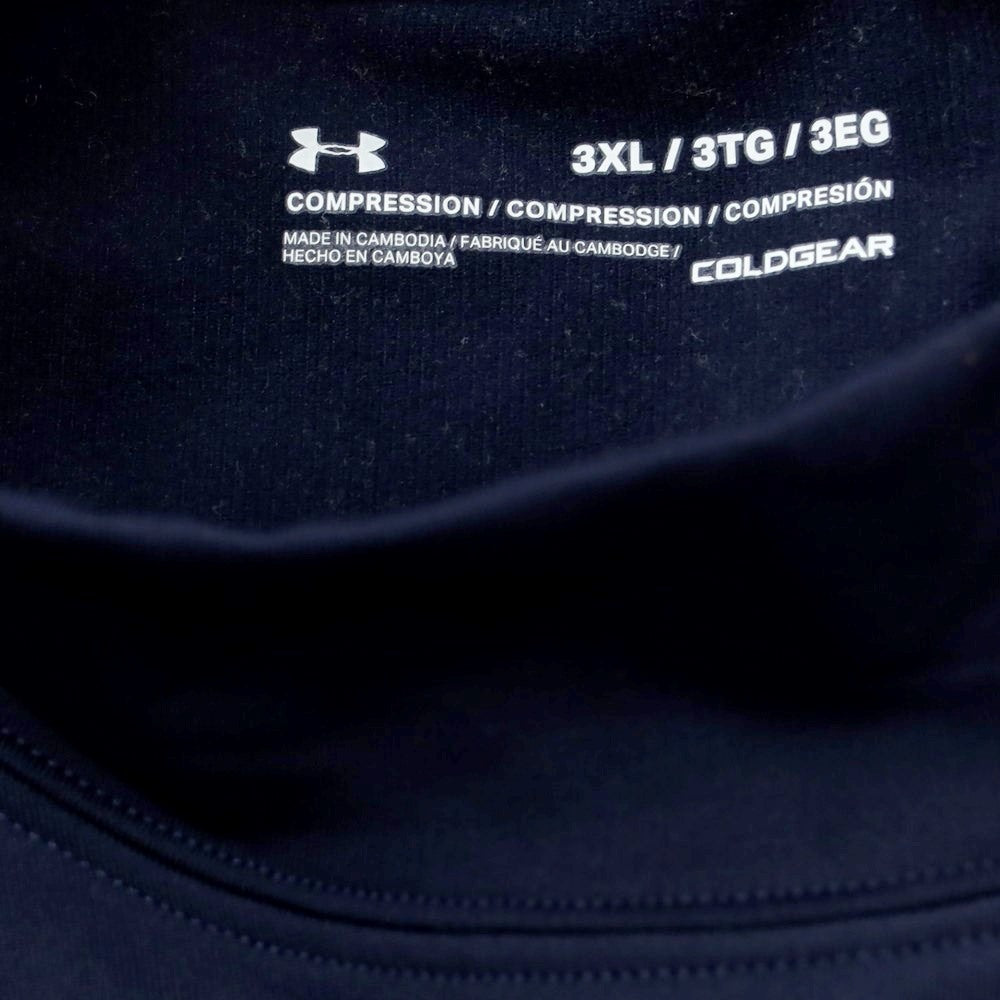 【中古】アンダーアーマー UNDER ARMOUR ポリエステルジャージー ハイネックカットソー 長袖Ｔシャツ ネイビー【 3XL 】【 状態ランクB 】【 メンズ 】
[CPD]